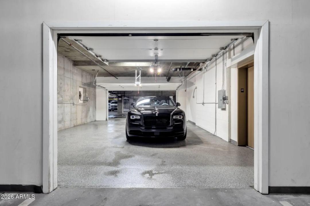 Real Estate Picture 106