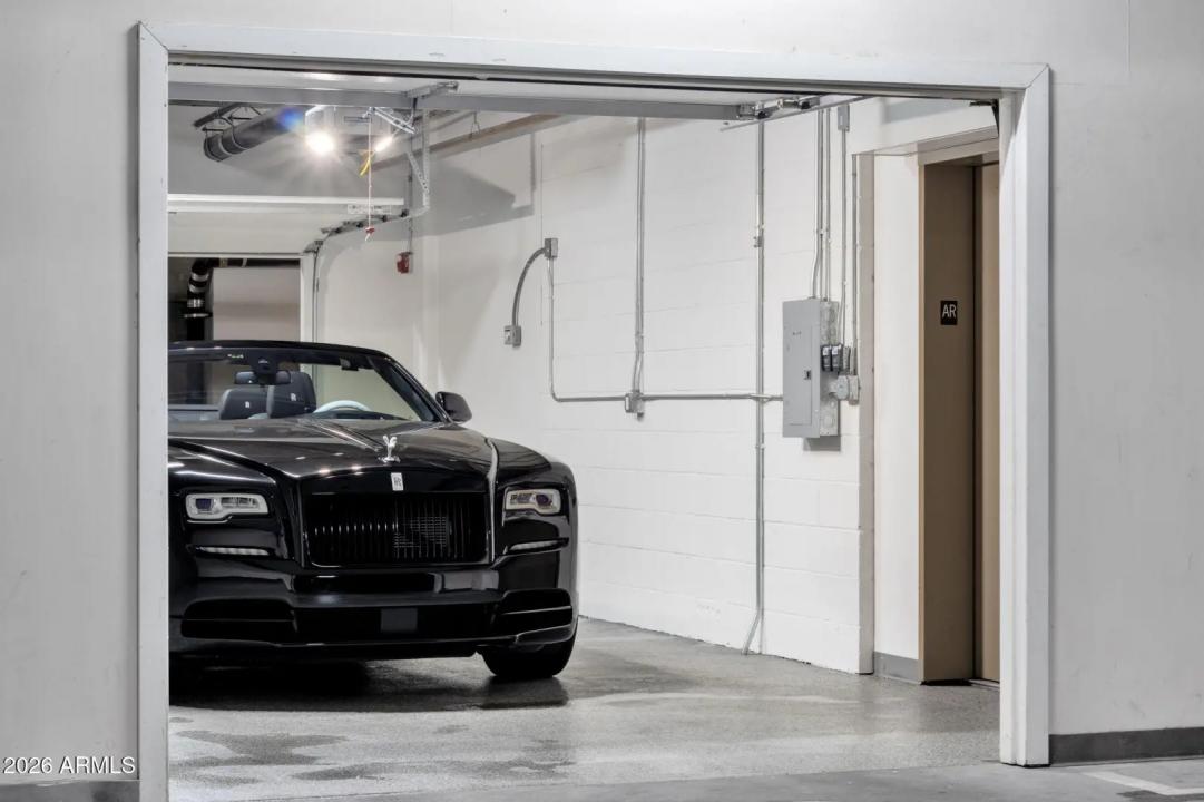 Real Estate Picture 107