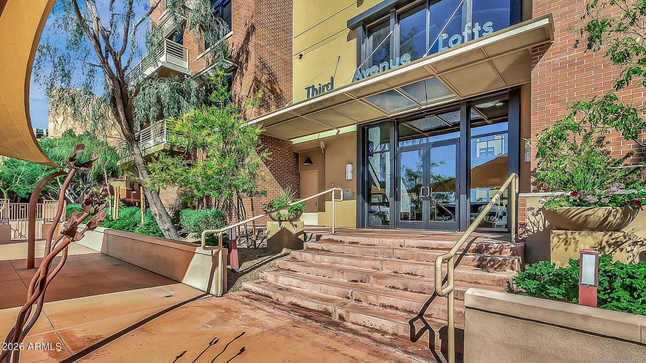 Real Estate Picture 111