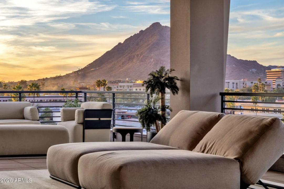 Real Estate Picture 124