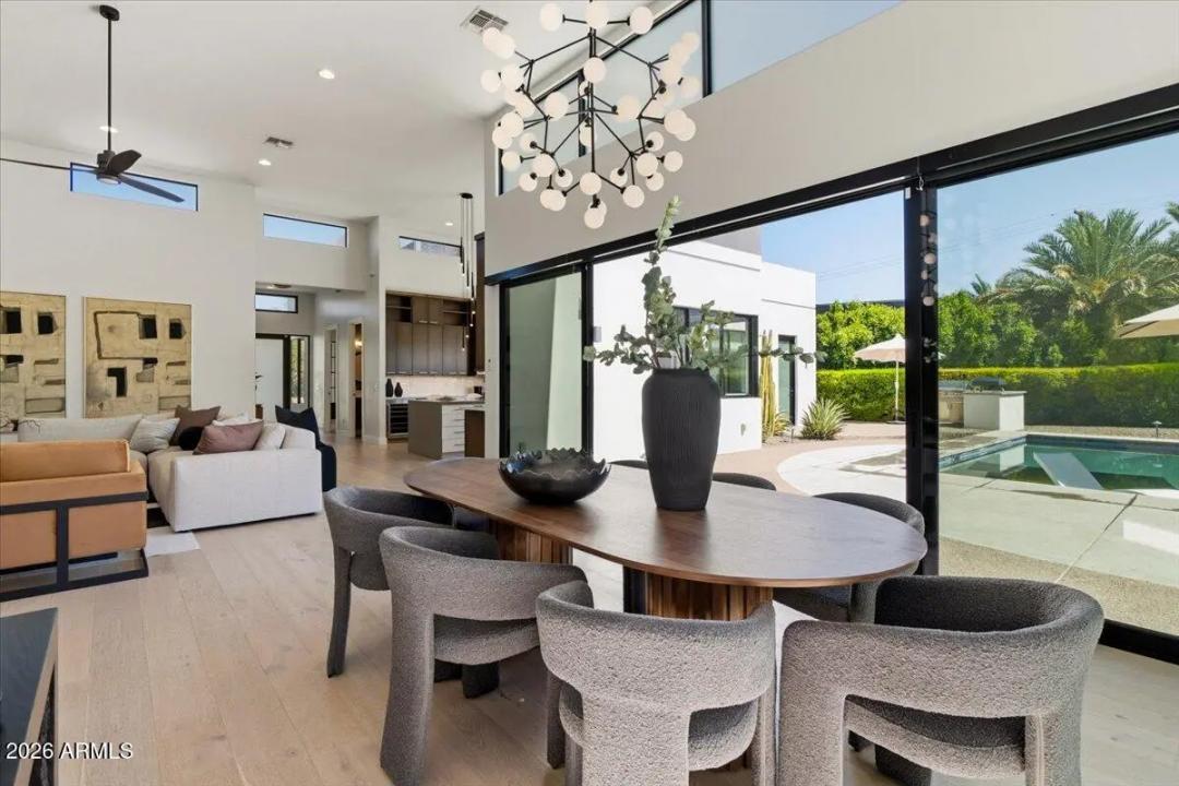 Real Estate Picture 29