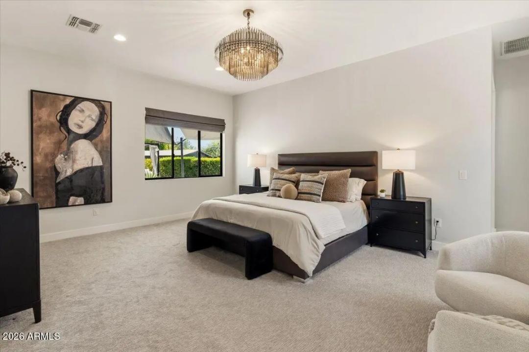 Real Estate Picture 33