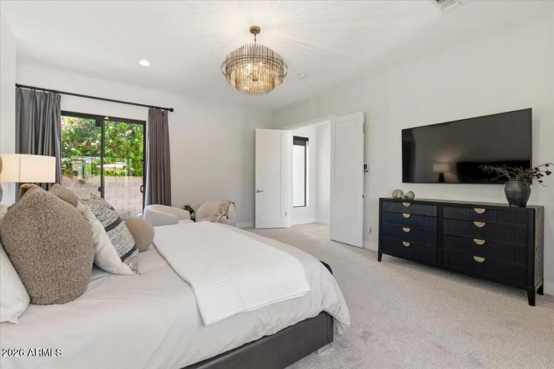 Real Estate Picture 35