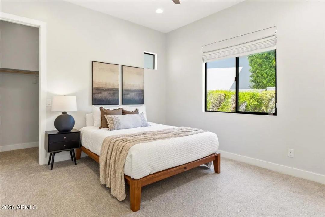 Real Estate Picture 45