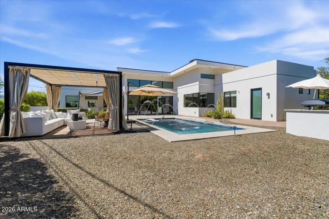 Real Estate Picture 64