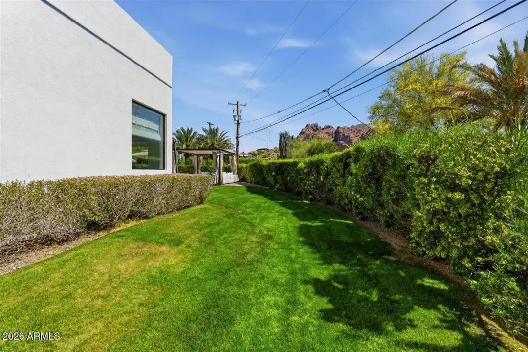 Real Estate Picture 68