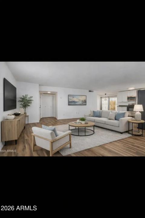 Real Estate Picture 6