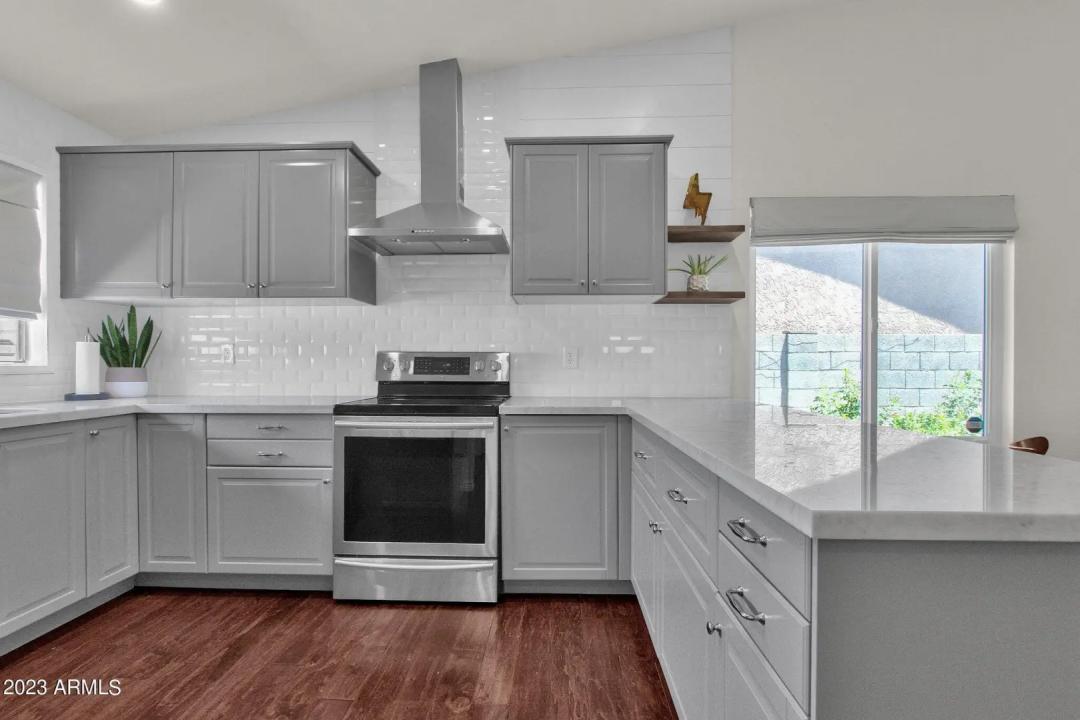 Real Estate Picture 2
