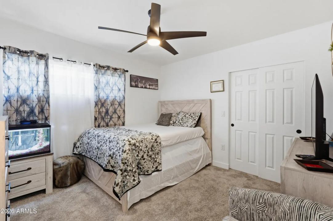 Real Estate Picture 20