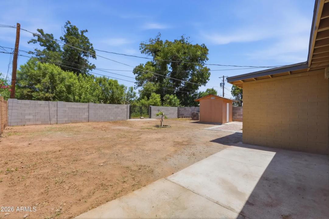 Real Estate Picture 38