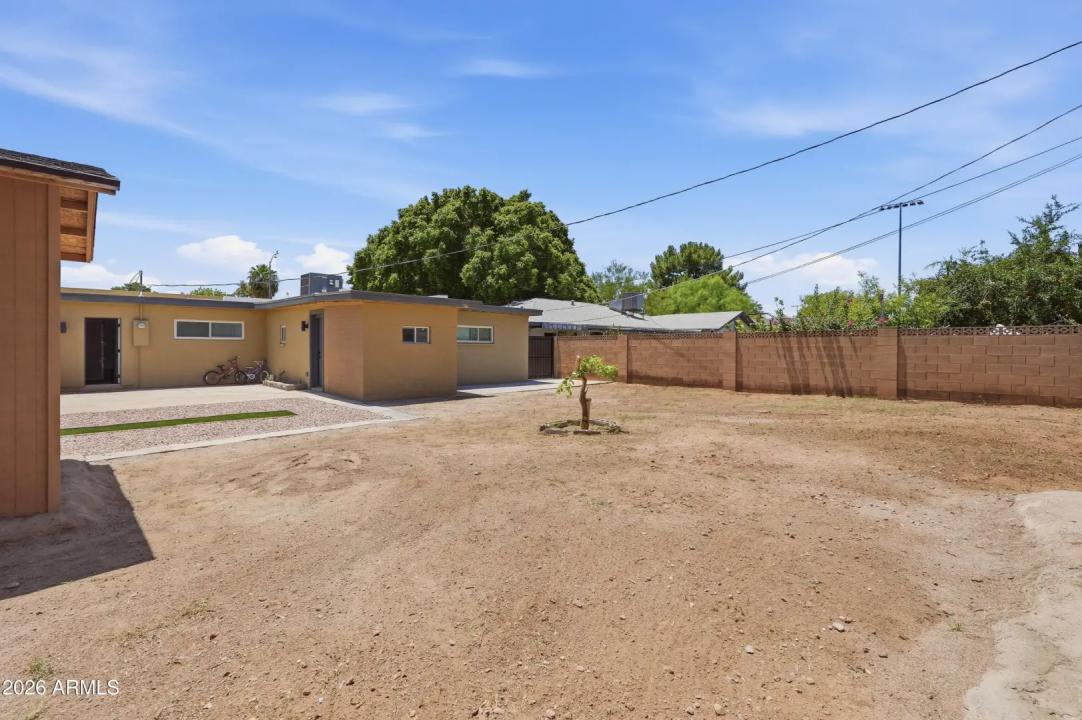 Real Estate Picture 40