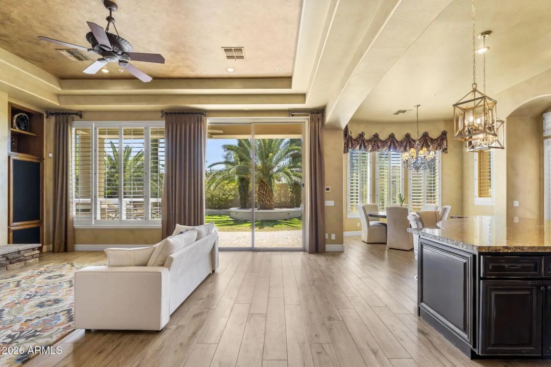 Real Estate Picture 29