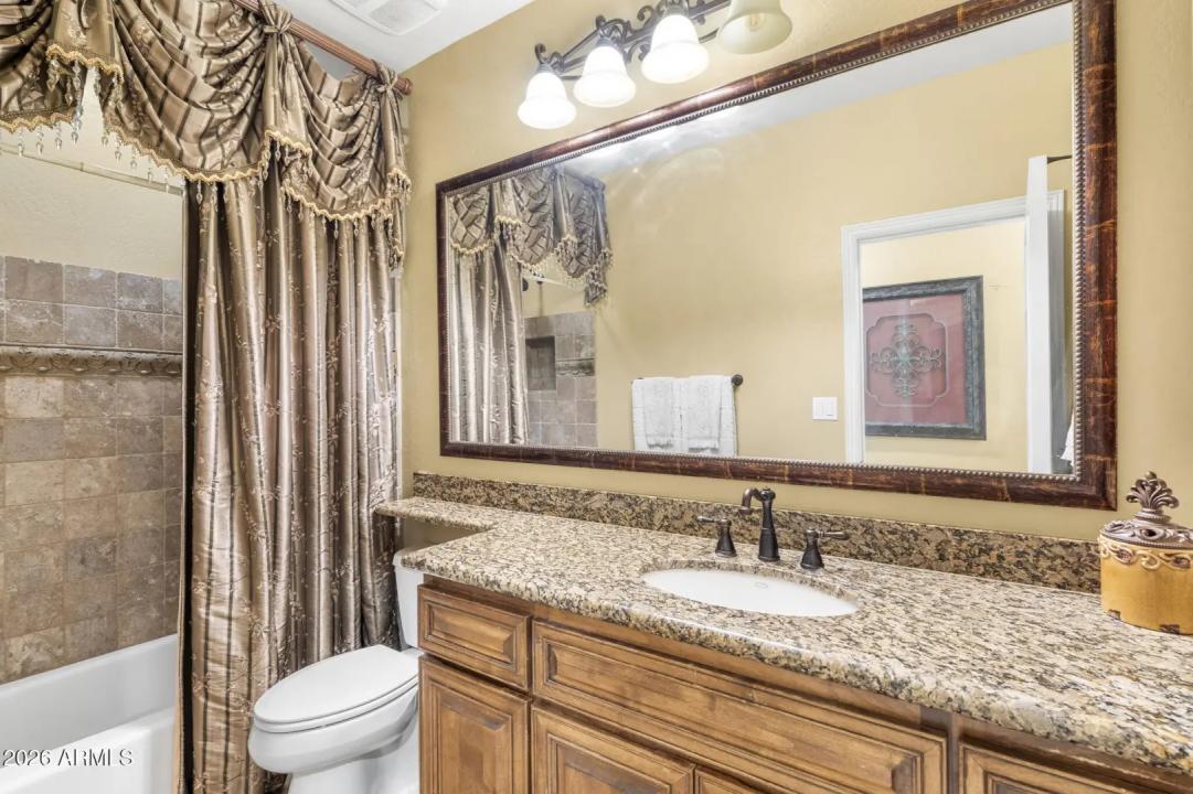 Real Estate Picture 64