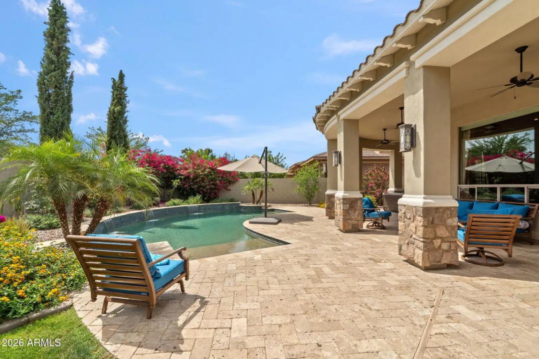 Real Estate Picture 33