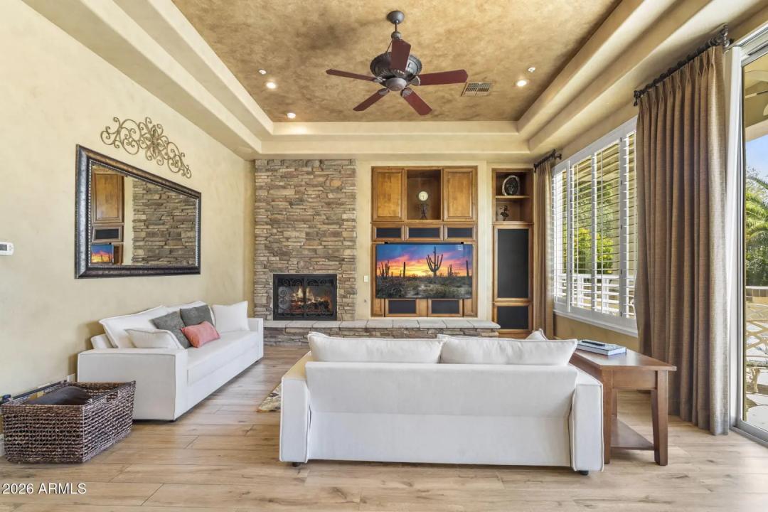 Real Estate Picture 19