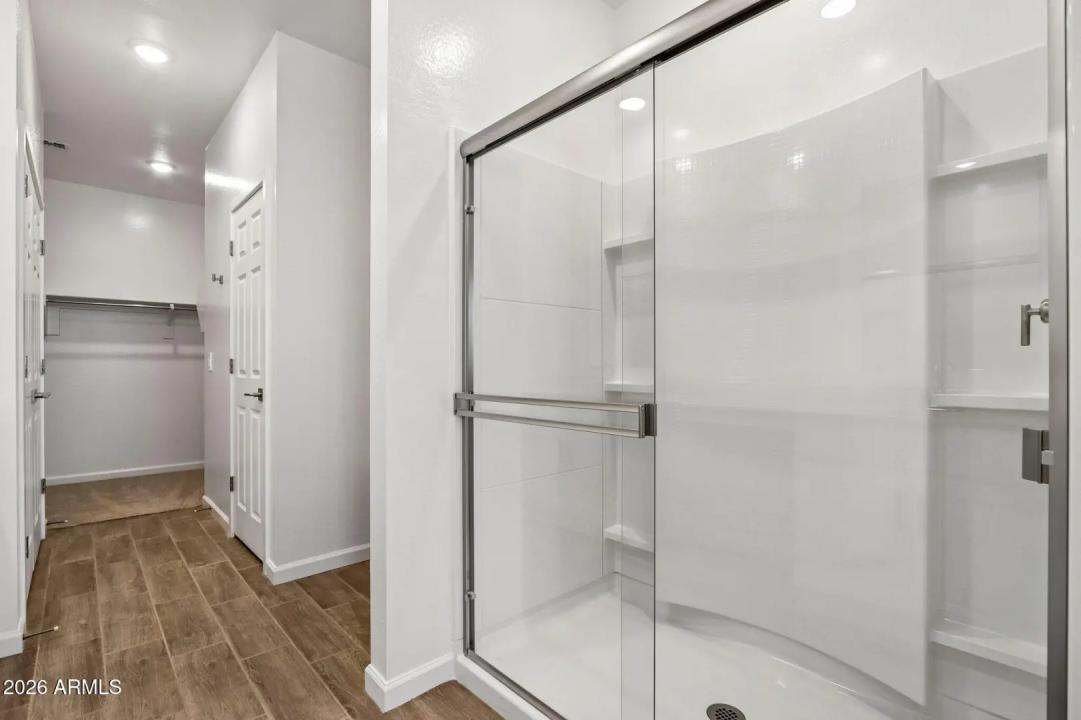 Real Estate Picture 28