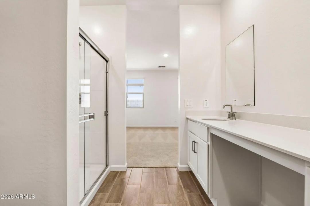 Real Estate Picture 32