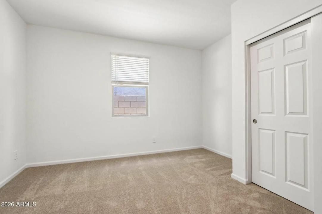 Real Estate Picture 34