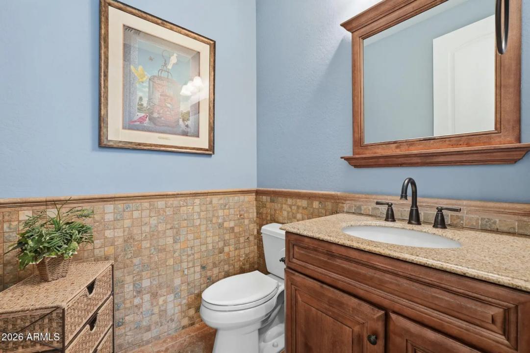 Real Estate Picture 28