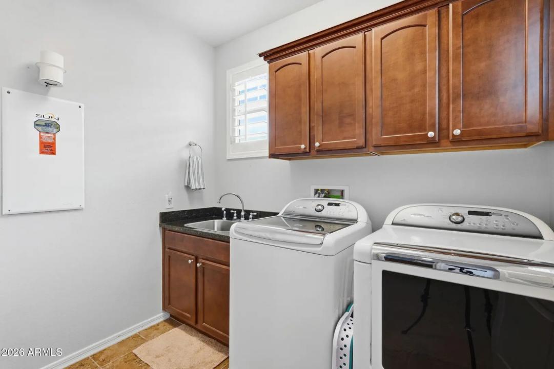 Real Estate Picture 53