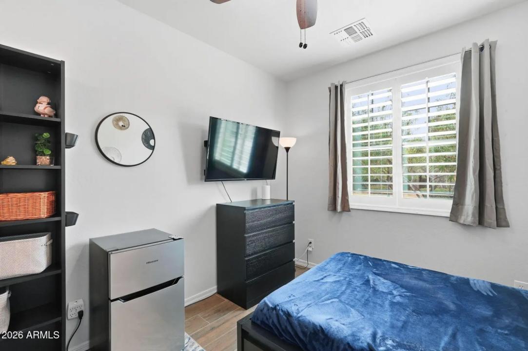 Real Estate Picture 58