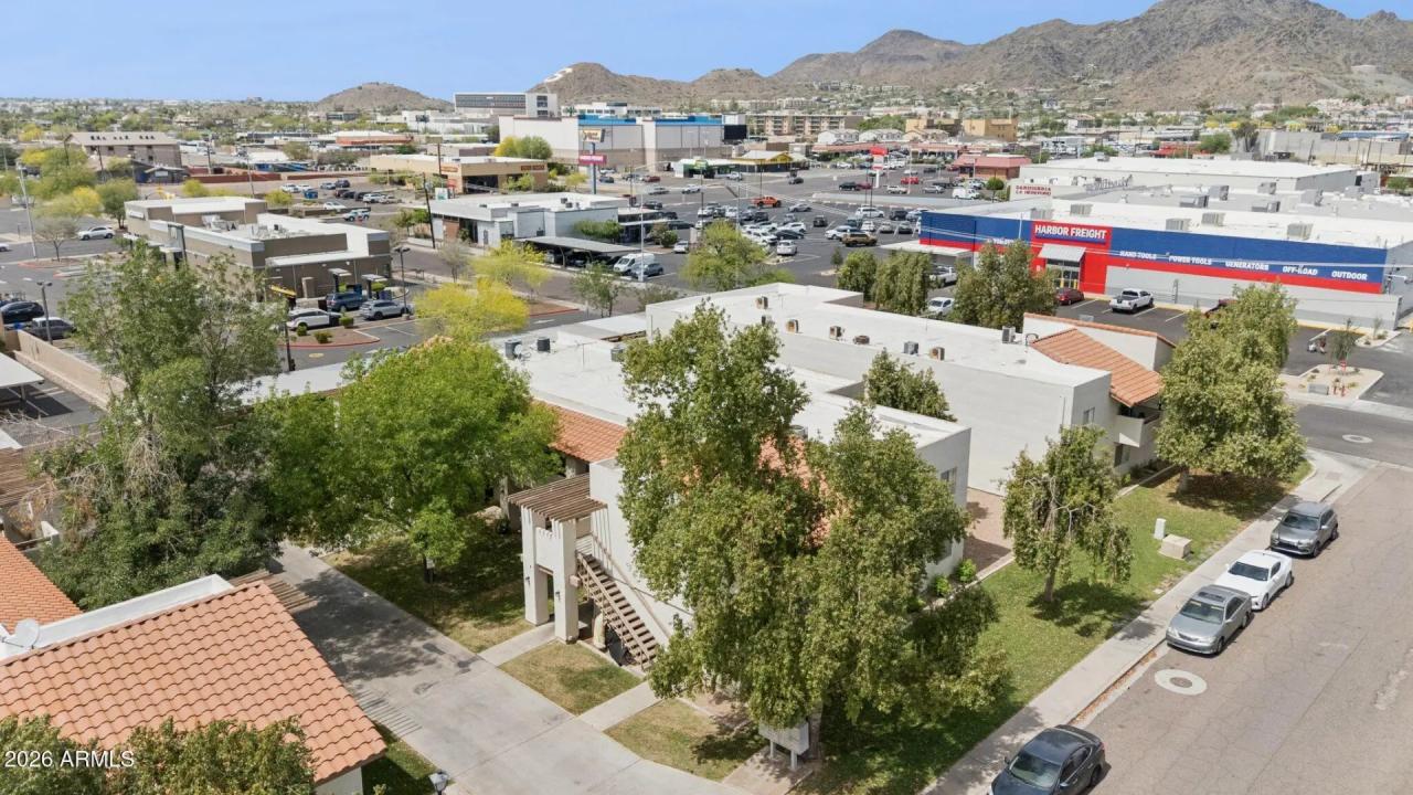 Real Estate Picture 2