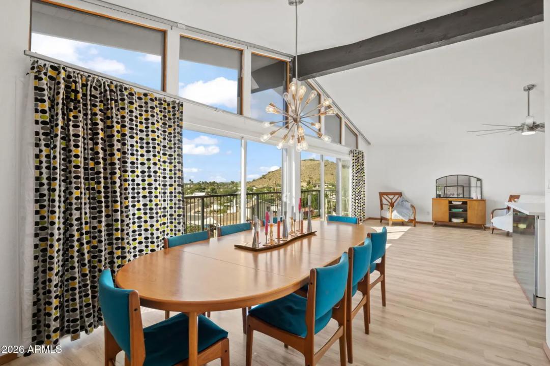 Real Estate Picture 9