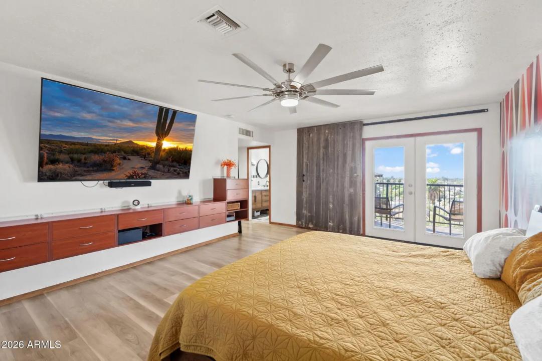 Real Estate Picture 19