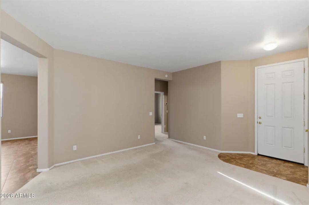 Real Estate Picture 7