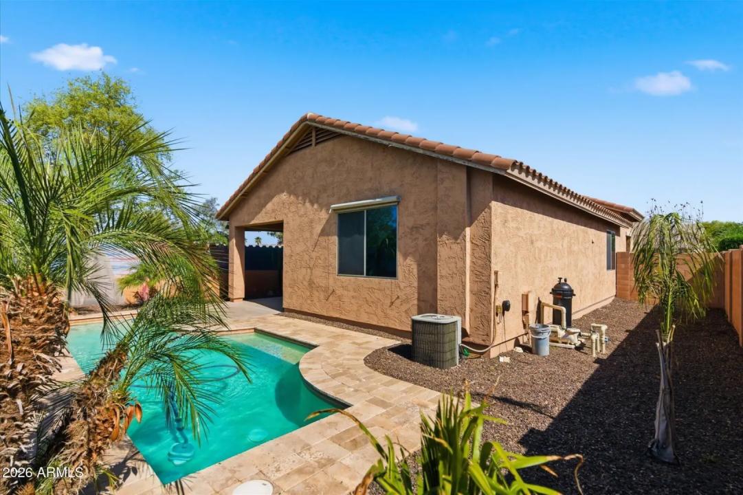 Real Estate Picture 18