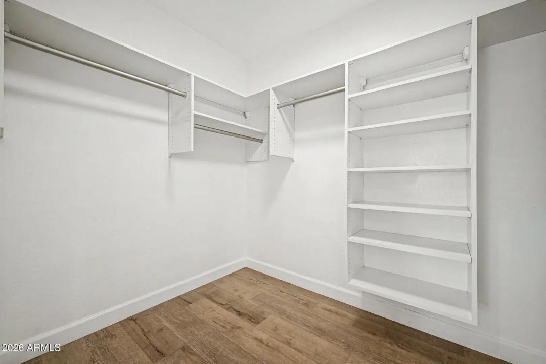 Real Estate Picture 17