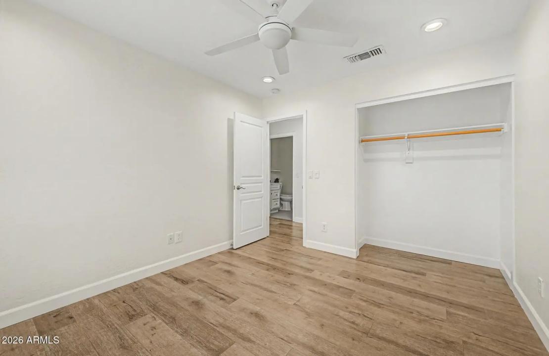 Real Estate Picture 21