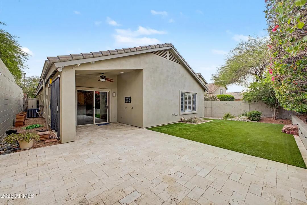 Real Estate Picture 24