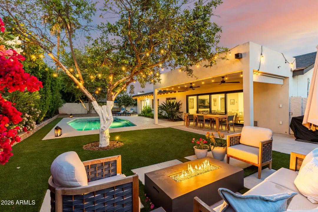 Real Estate Picture 5