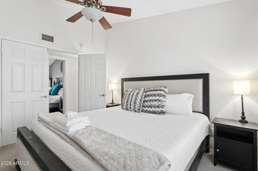 Real Estate Picture 22