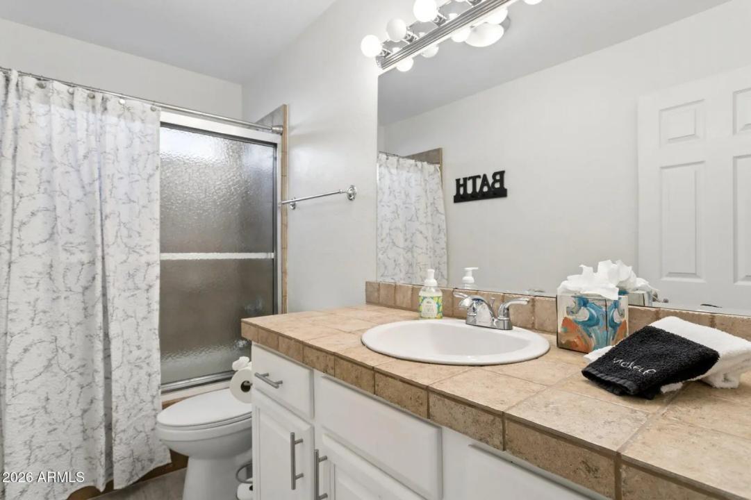 Real Estate Picture 26