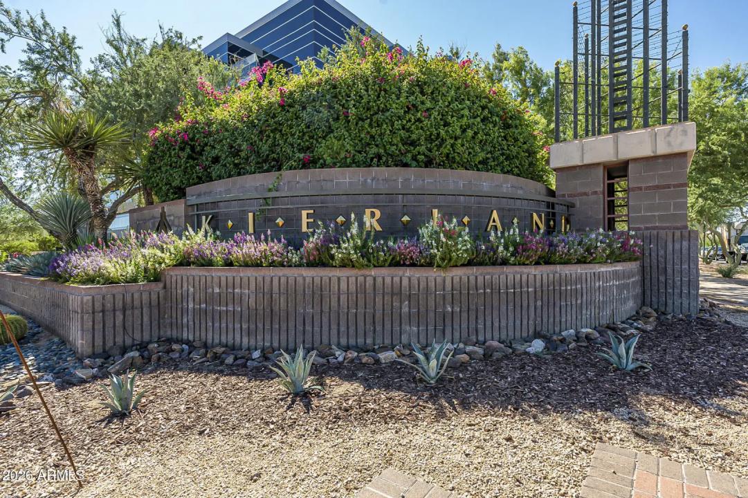 Real Estate Picture 50