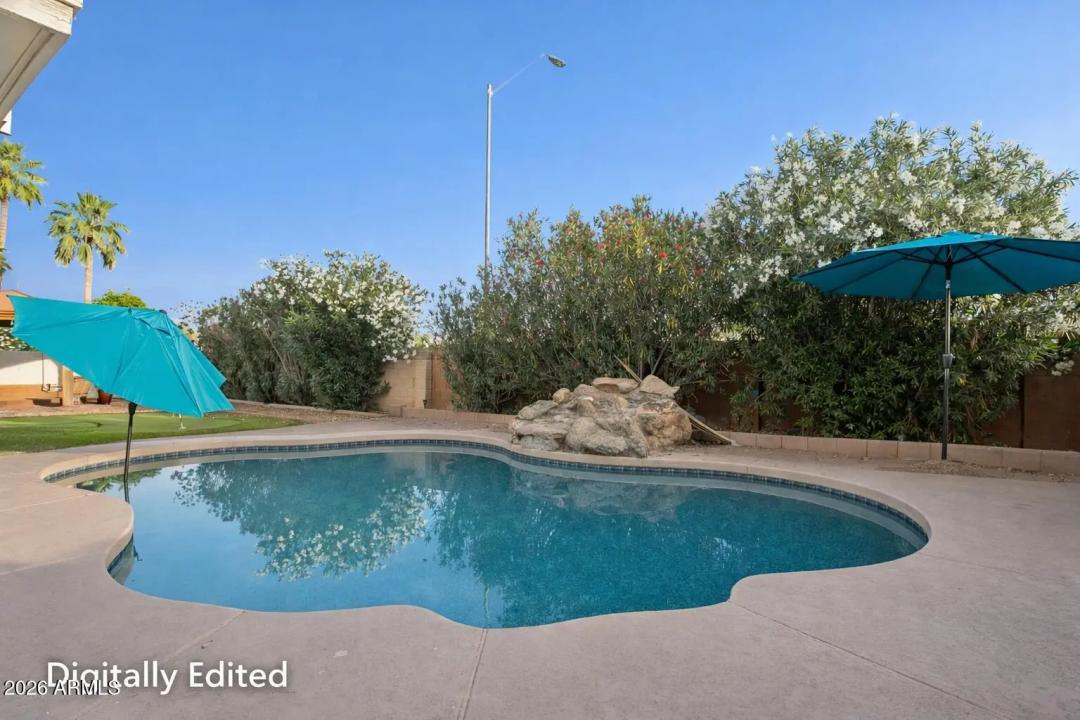 Real Estate Picture 29