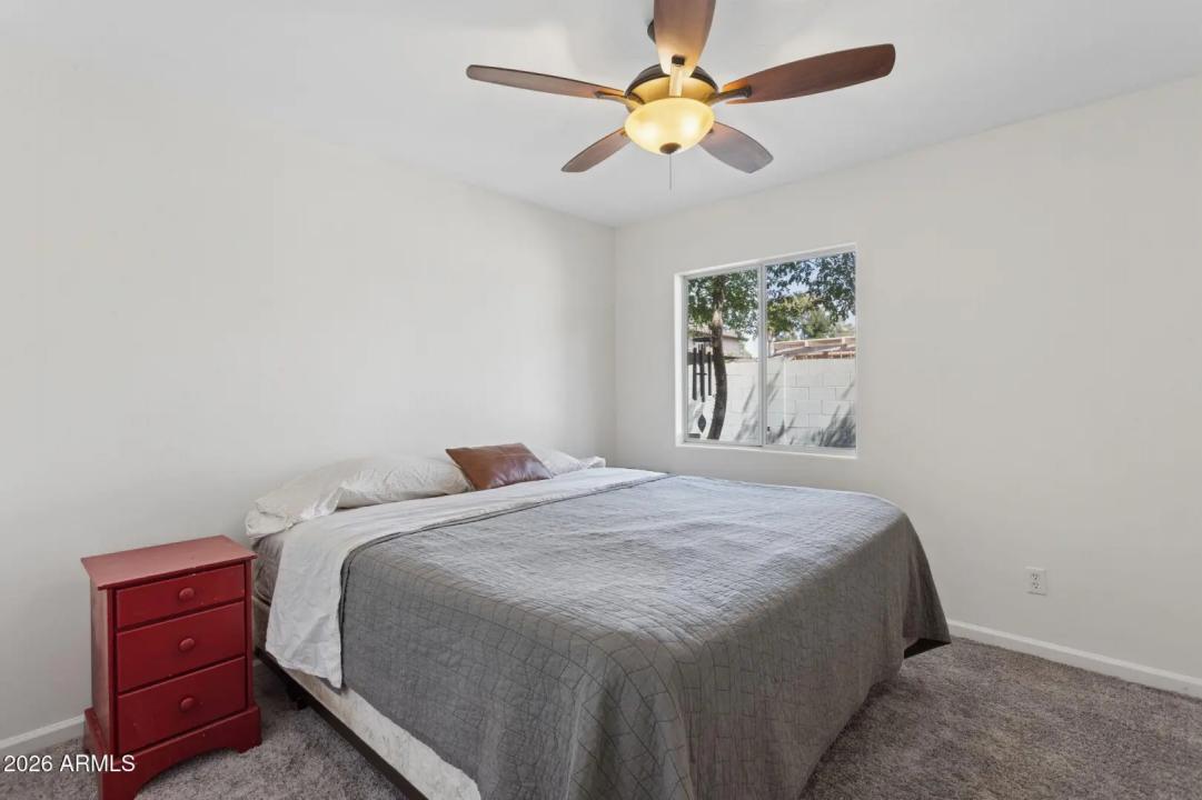 Real Estate Picture 37