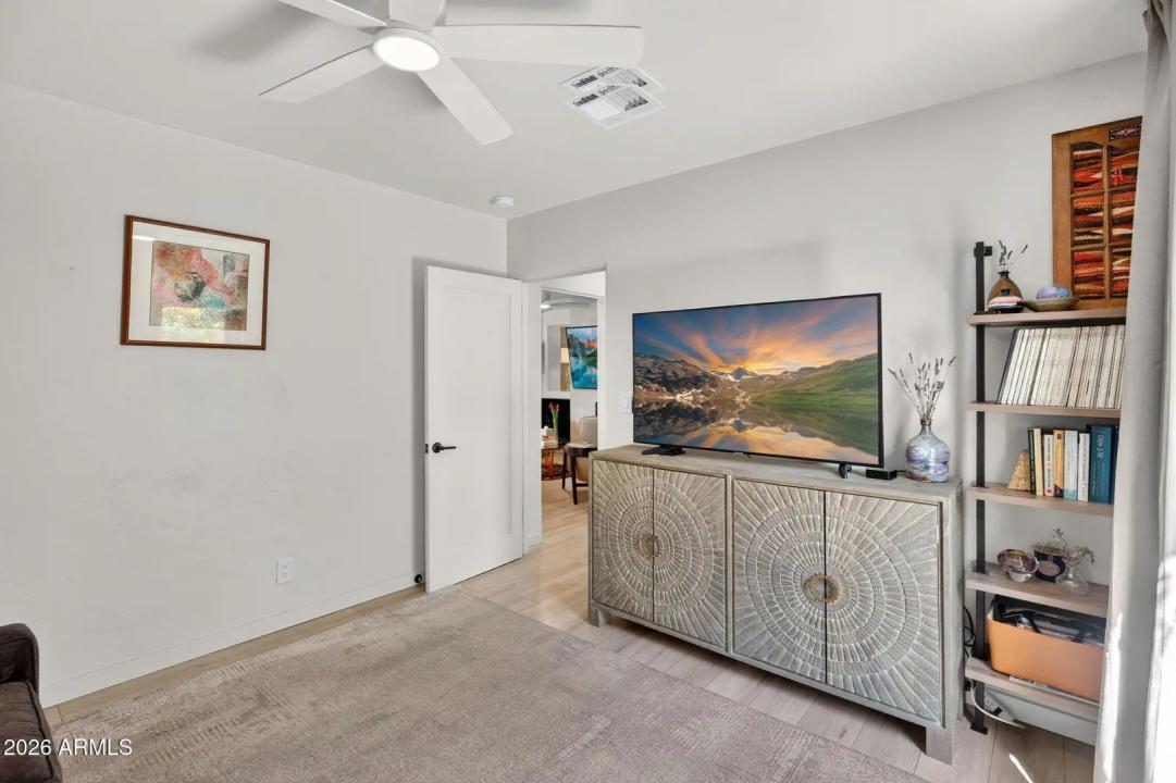 Real Estate Picture 31