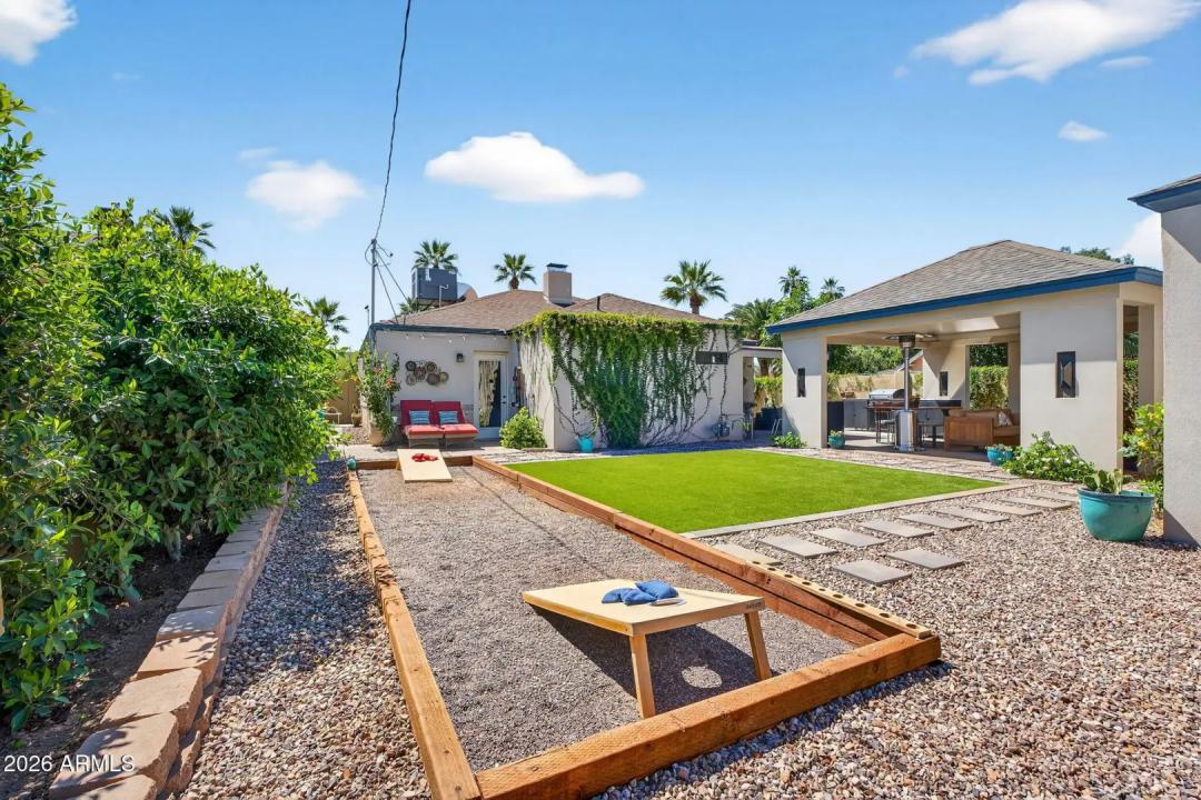 Real Estate Picture 42