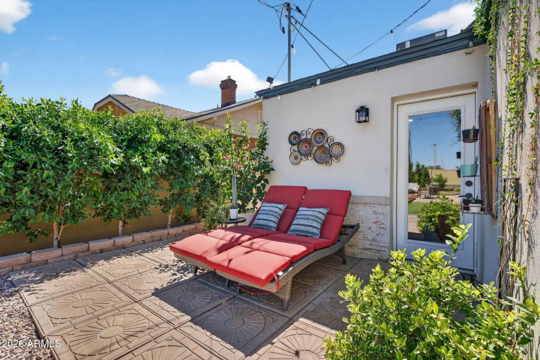 Real Estate Picture 45