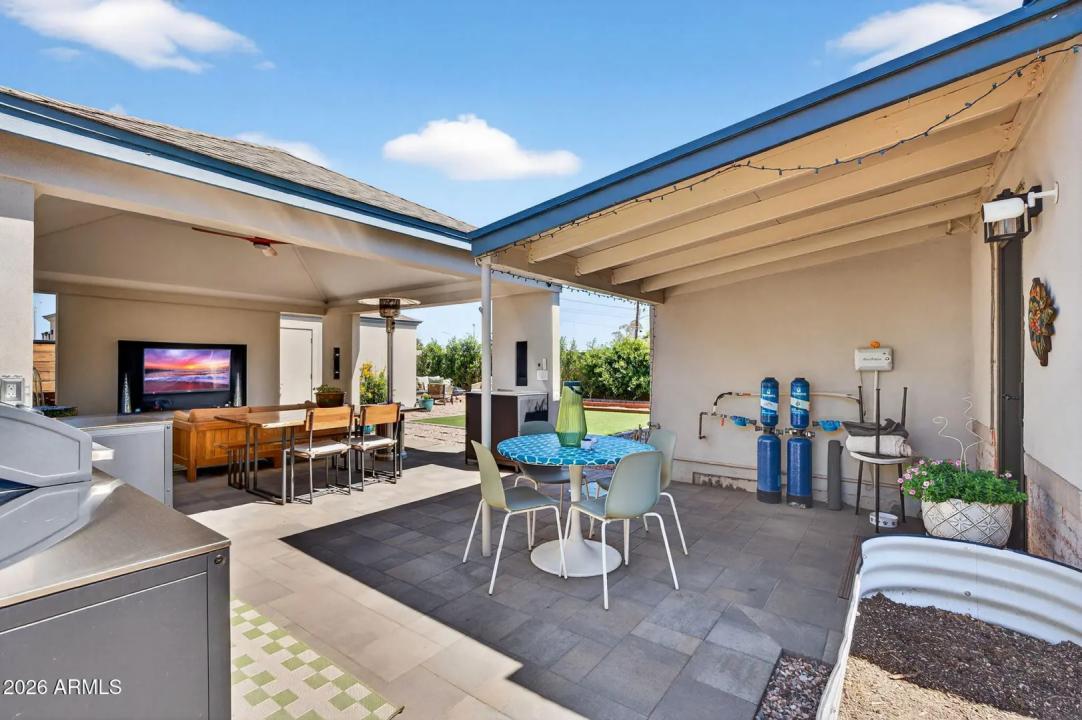 Real Estate Picture 40