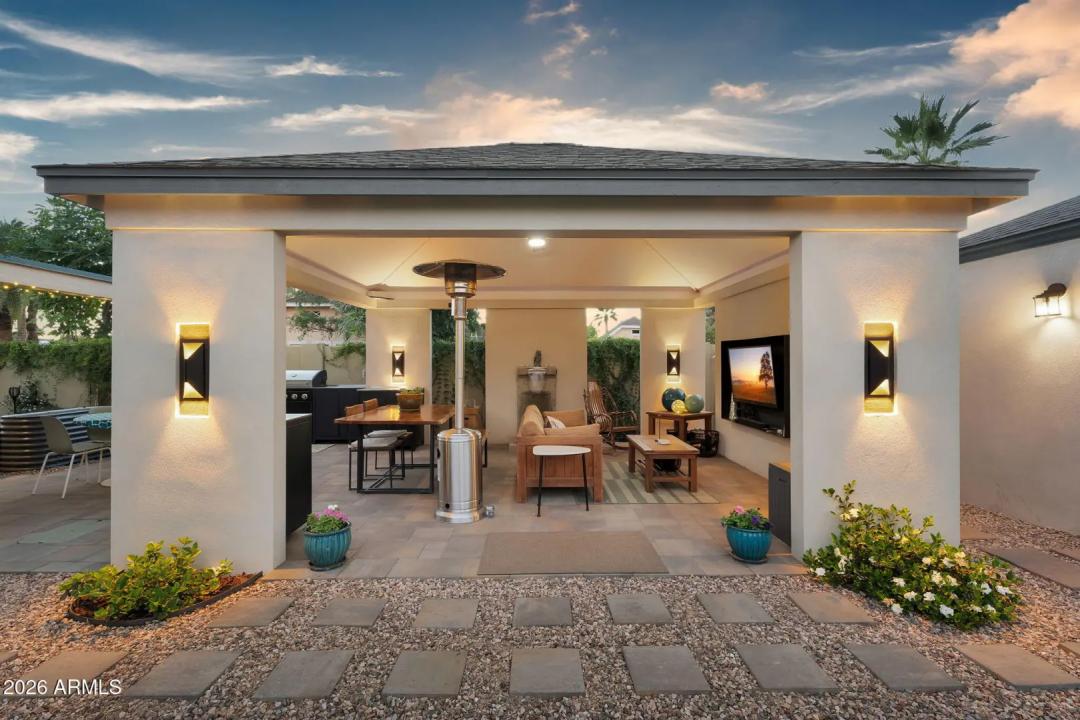 Real Estate Picture 42
