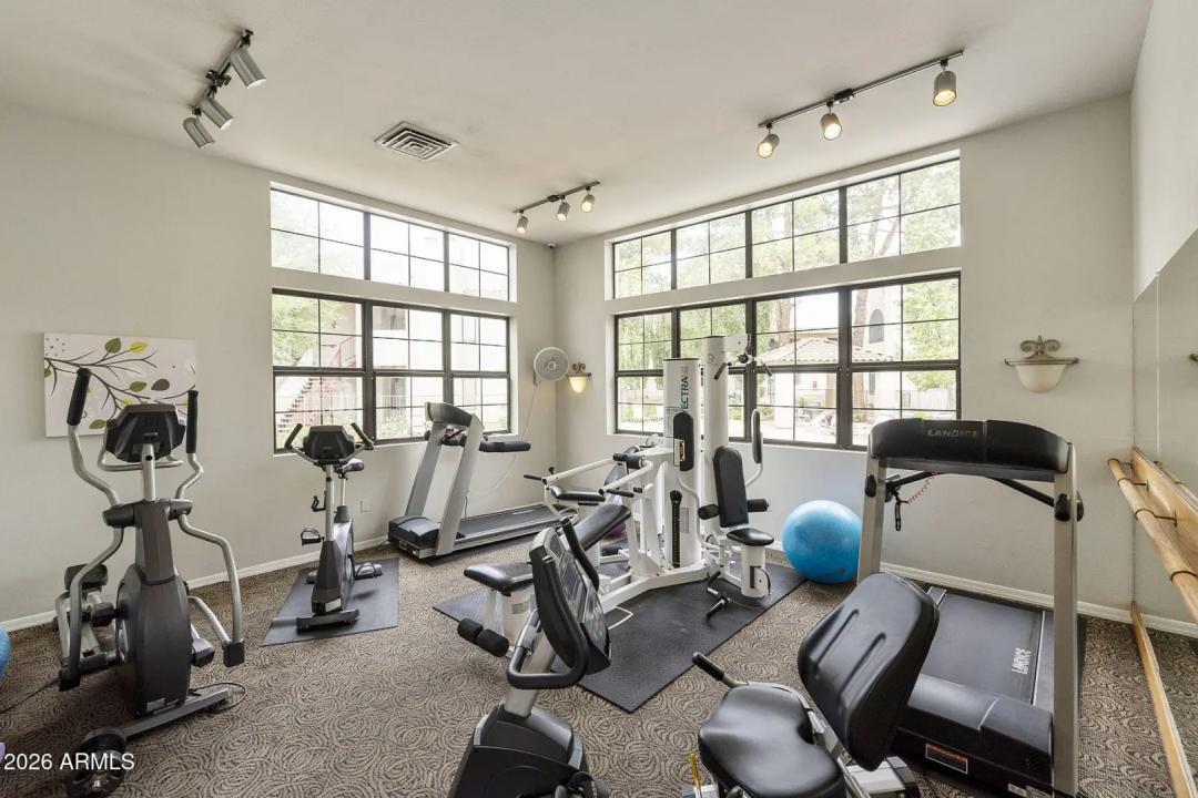 Real Estate Picture 15