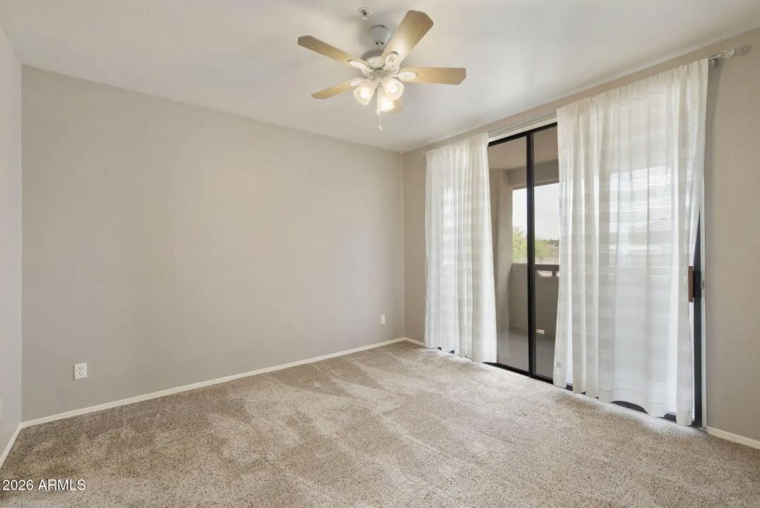 Real Estate Picture 8