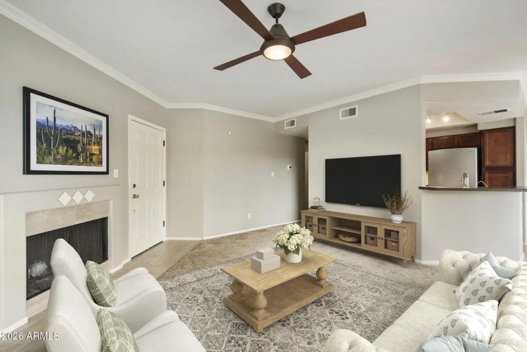 Real Estate Picture 3