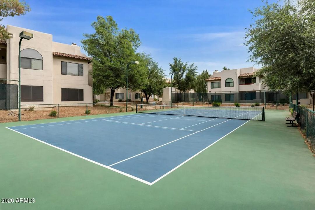 Real Estate Picture 14