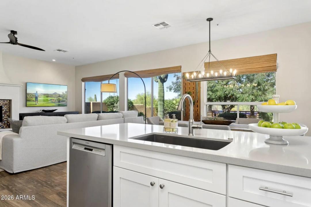 Real Estate Picture 13