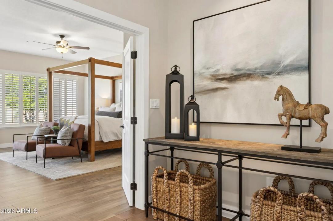 Real Estate Picture 3